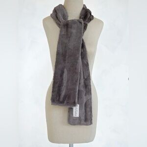 Minky Couture Sorbet Scarf in Charcoal NWT